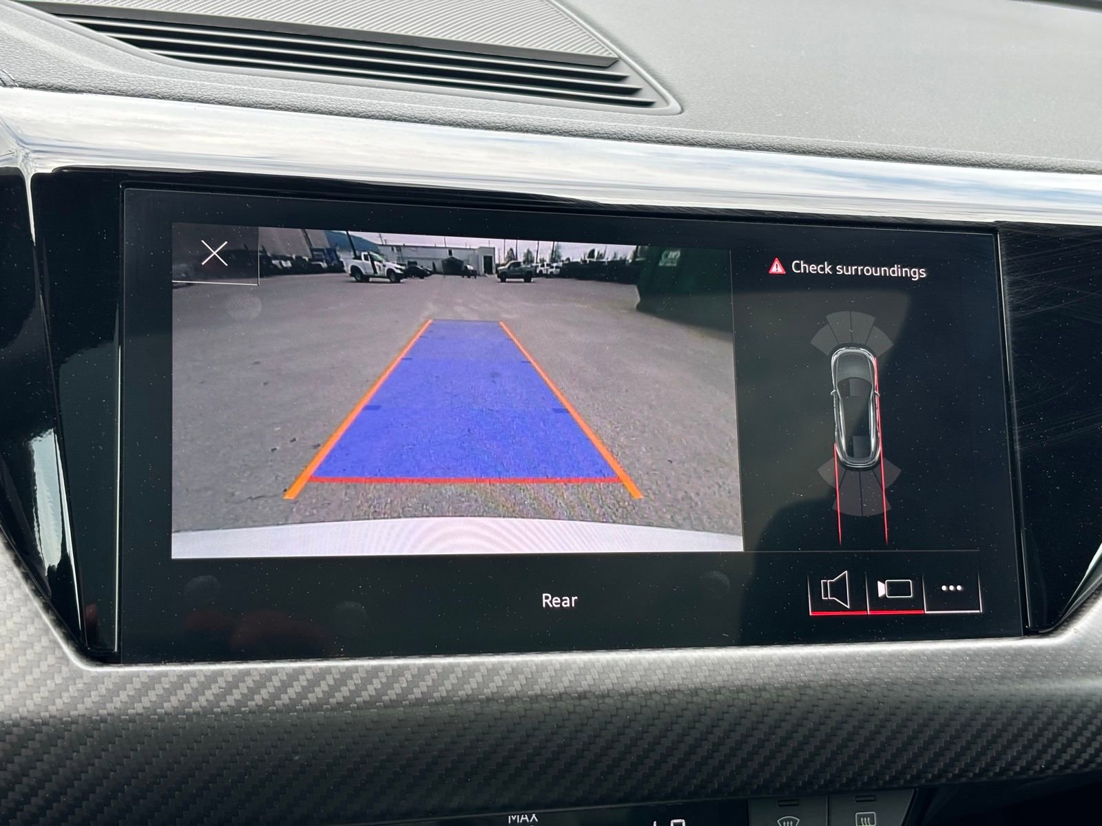 Used 2022 Audi e-tron GT Premium Plus w/ Performance Package image 6