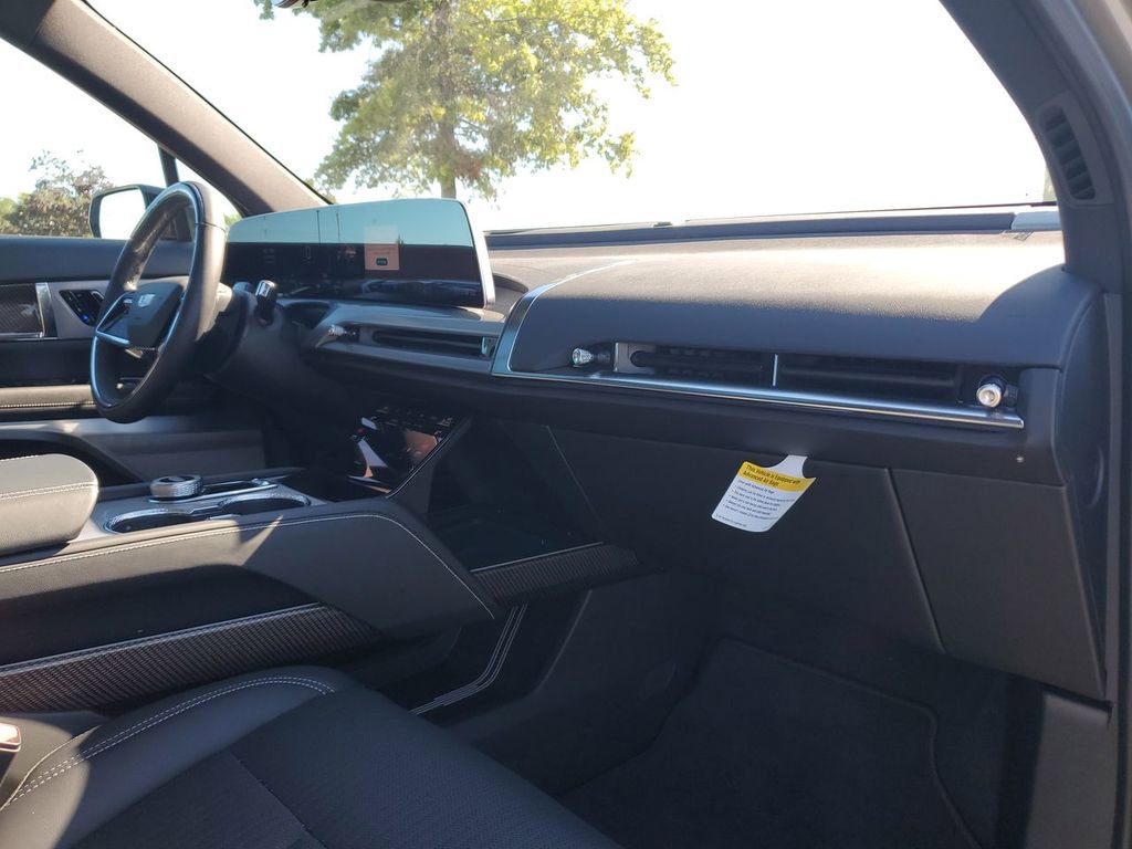 New 2026 Cadillac Vistiq Sport image 28