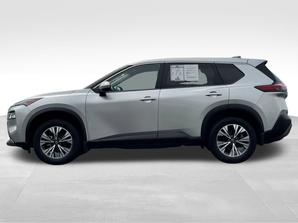 Used 2023 Nissan Rogue SV AWD/4WD image 4
