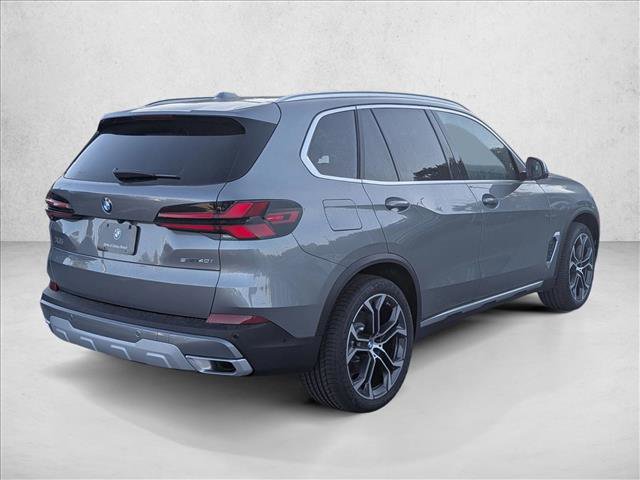 New 2026 BMW X5 sDrive40i image 2