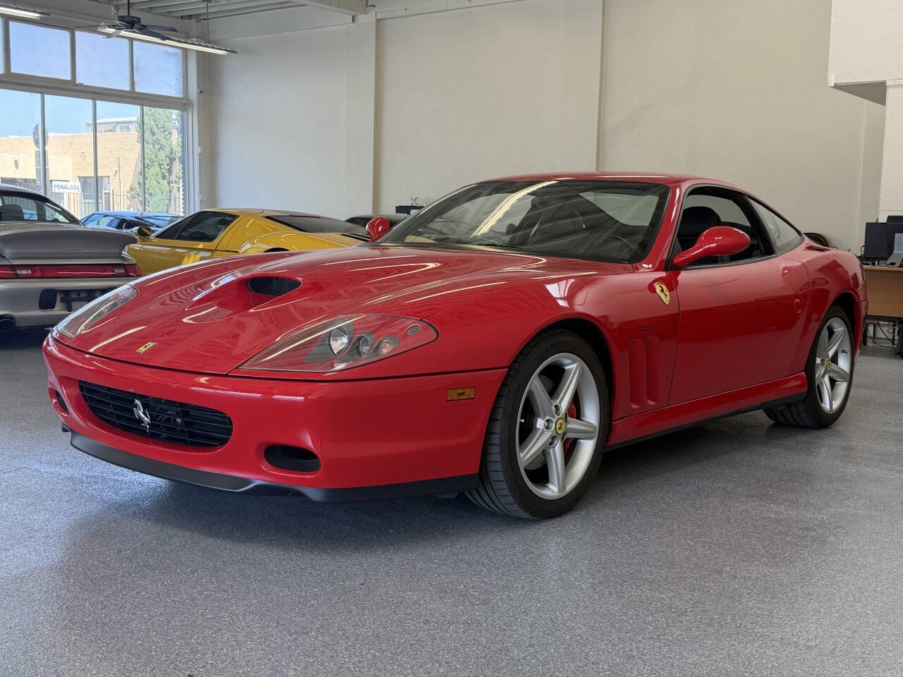 Used 2002 Ferrari 575M Maranello RWD image 2