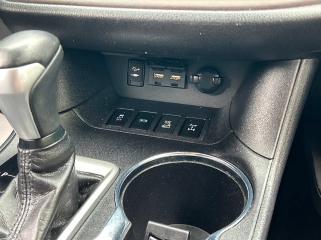 Used 2019 Toyota Highlander XLE AWD/4WD image 45