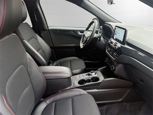 New 2026 Ford Escape ST-Line w/ Cold Weather Package AWD/4WD image 15