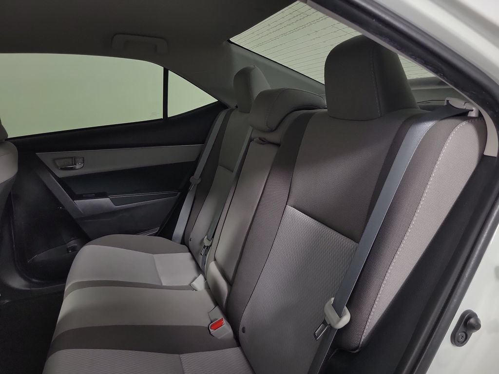 Used 2017 Toyota Corolla LE FWD image 14
