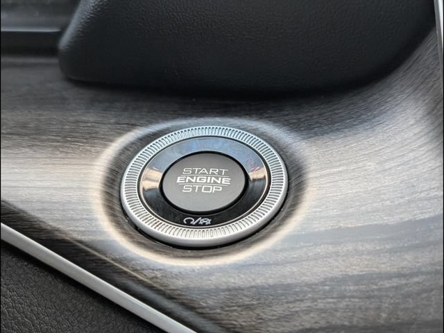 Used 2023 Jeep Grand Cherokee L Limited w/ Luxury Tech Group II AWD/4WD image 12