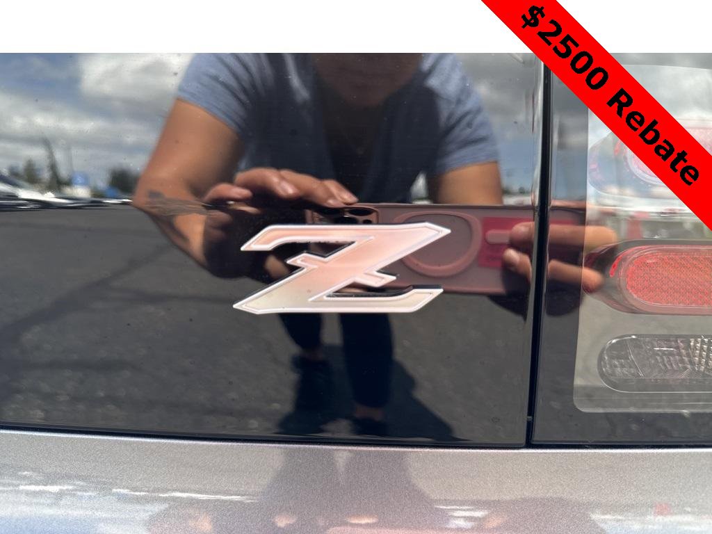 New 2025 Nissan Z Performance w/ Floor Mat Package image 8