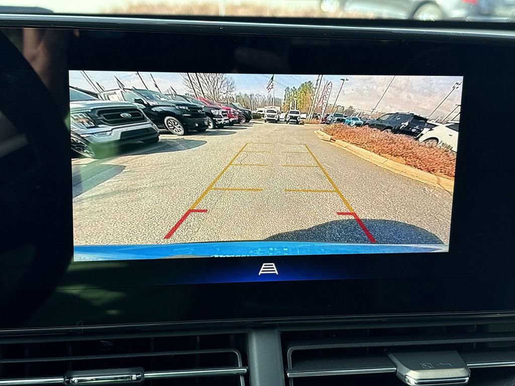 New 2026 Chevrolet Trax ACTIV w/ Driver Confidence Package image 16