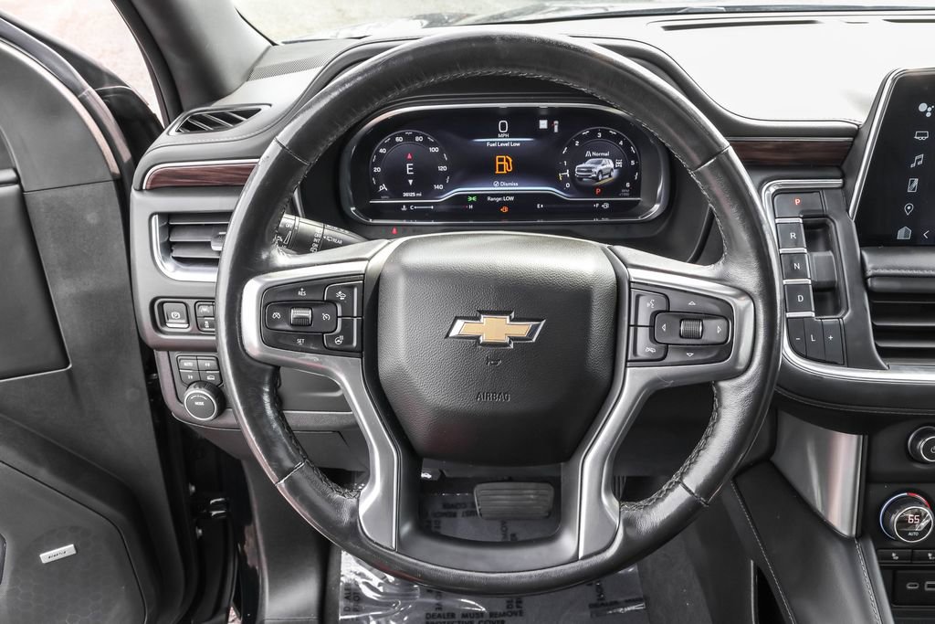 Used 2023 Chevrolet Tahoe LT w/ Luxury Package AWD/4WD image 23