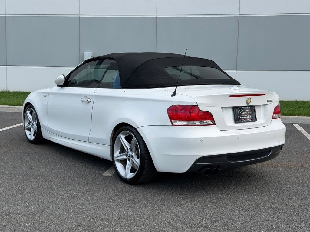 Used 2009 BMW 135i Convertible RWD image 7