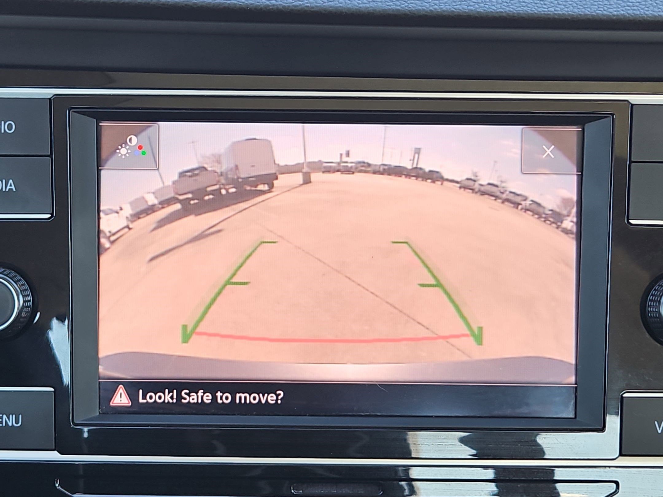 Used 2024 Volkswagen Jetta SE image 24