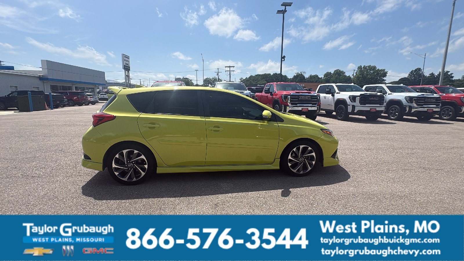 Used 2018 Toyota Corolla iM w/ All-Weather Mat Package FWD image 7