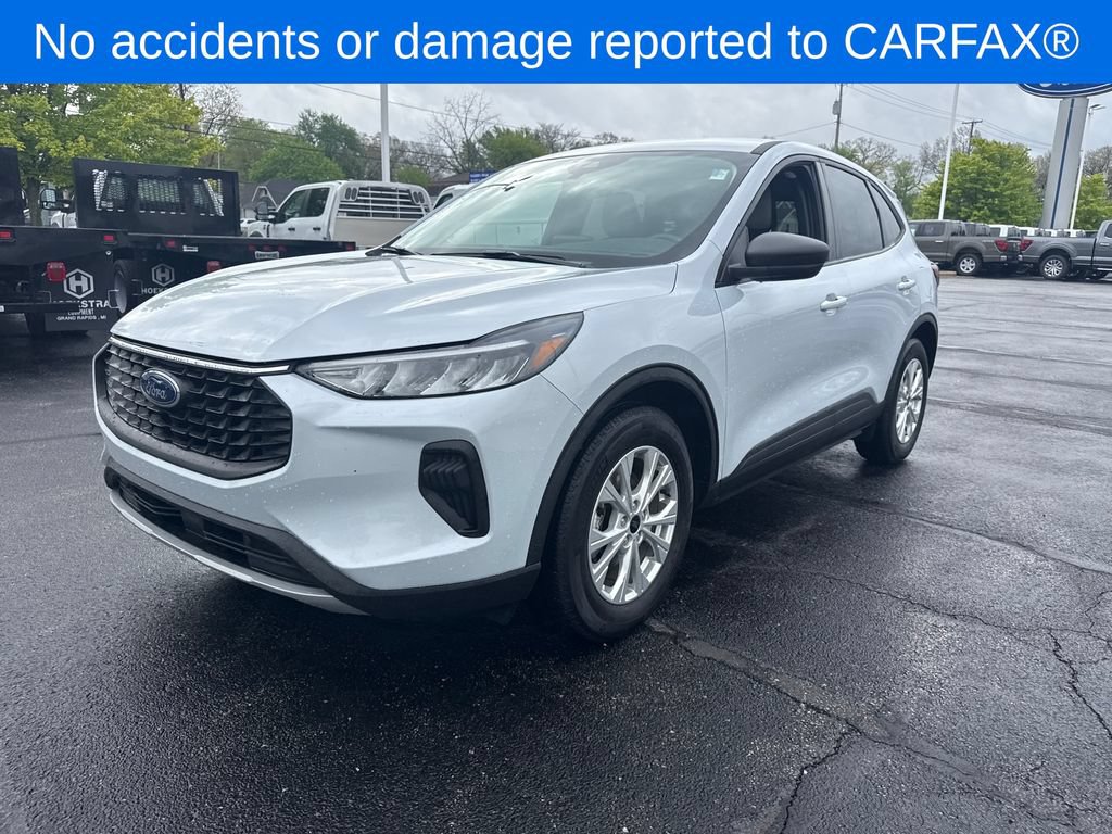 Used 2025 Ford Escape Active FWD video 2