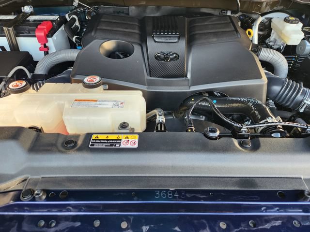 Used 2023 Toyota Tundra Limited AWD/4WD image 32