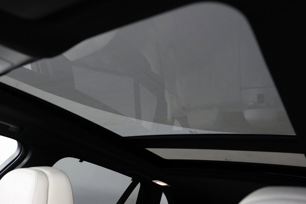 Used 2018 BMW X5 xDrive50i w/ M Sport Package image 35