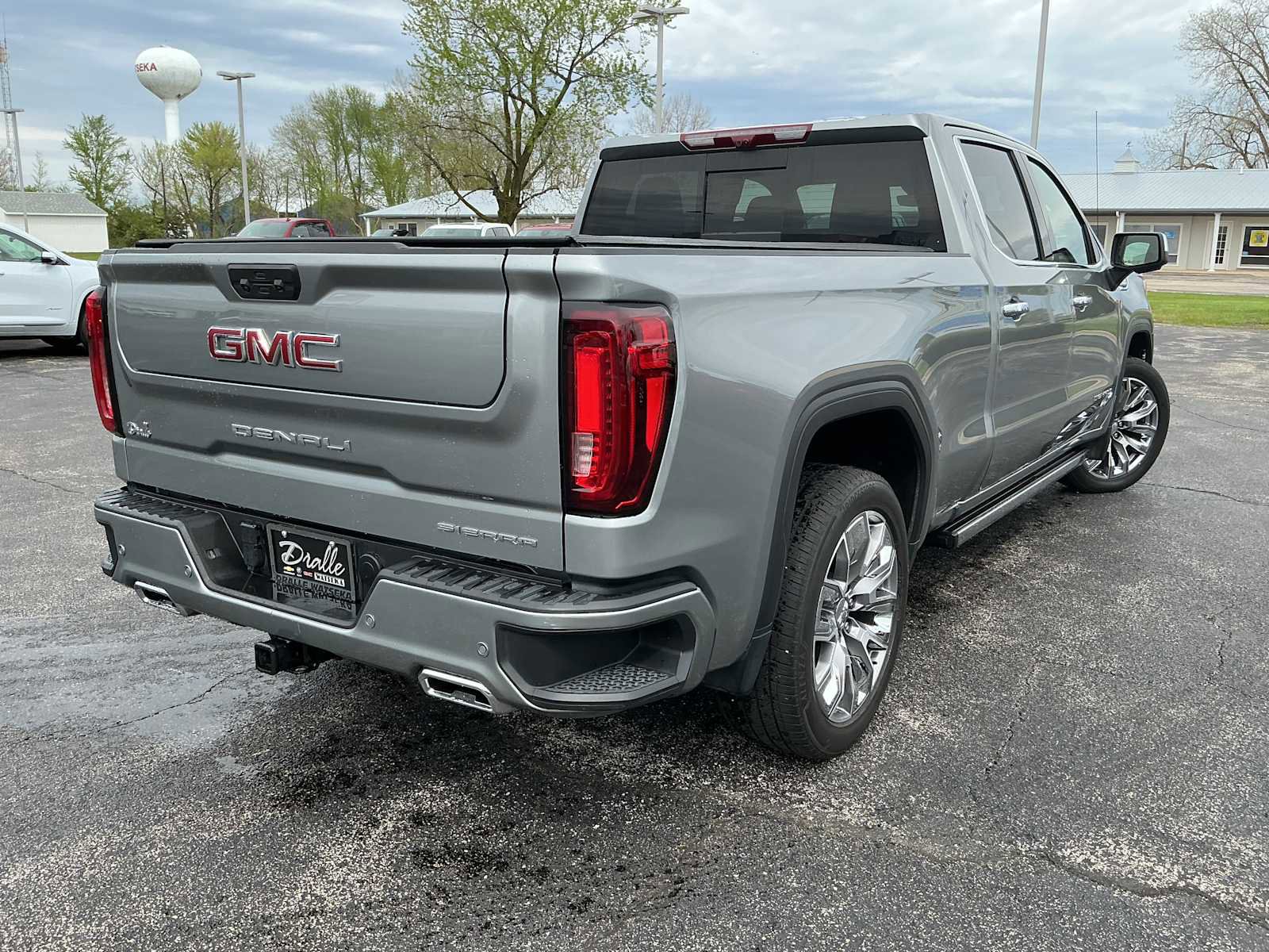 Used 2024 GMC Sierra 1500 Denali w/ Denali Reserve Package image 4