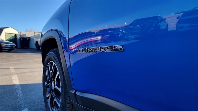 Used 2022 Jeep Compass Latitude image 44