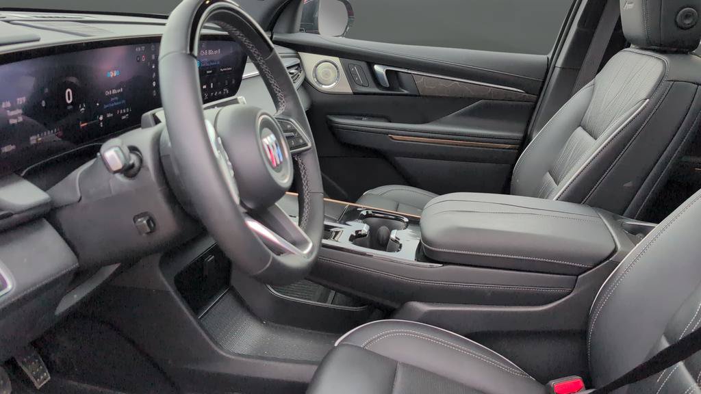 Used 2025 Buick Enclave Avenir w/ Super Cruise Package AWD/4WD image 10