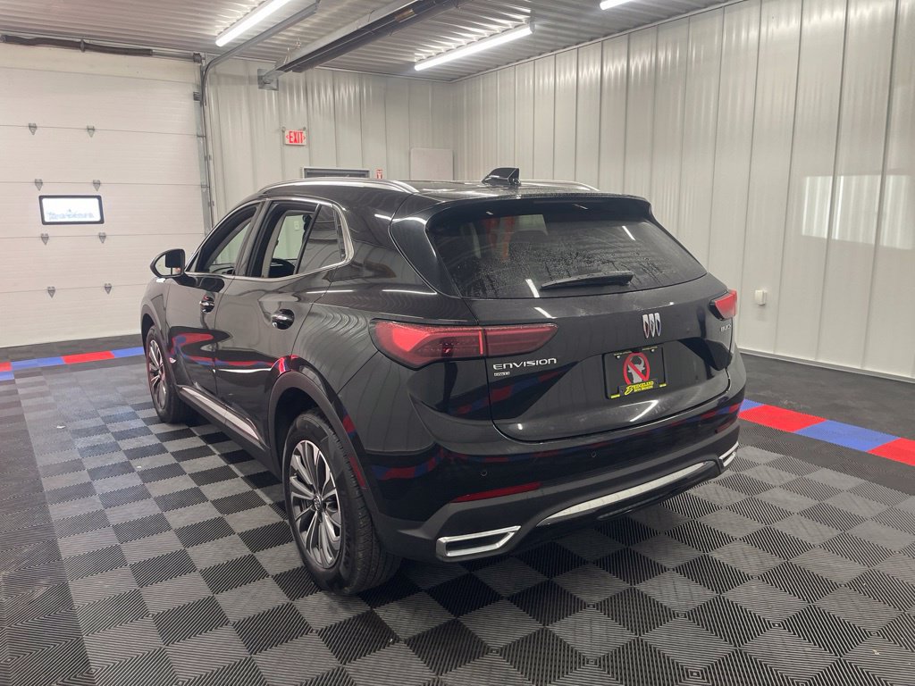 Used 2024 Buick Envision Preferred AWD/4WD image 6