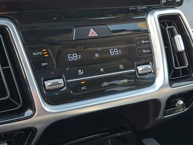 Used 2022 Kia Sorento SX AWD/4WD image 14