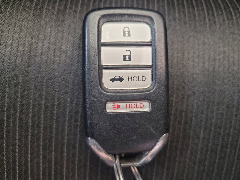 Used 2018 Honda Accord Sport image 32