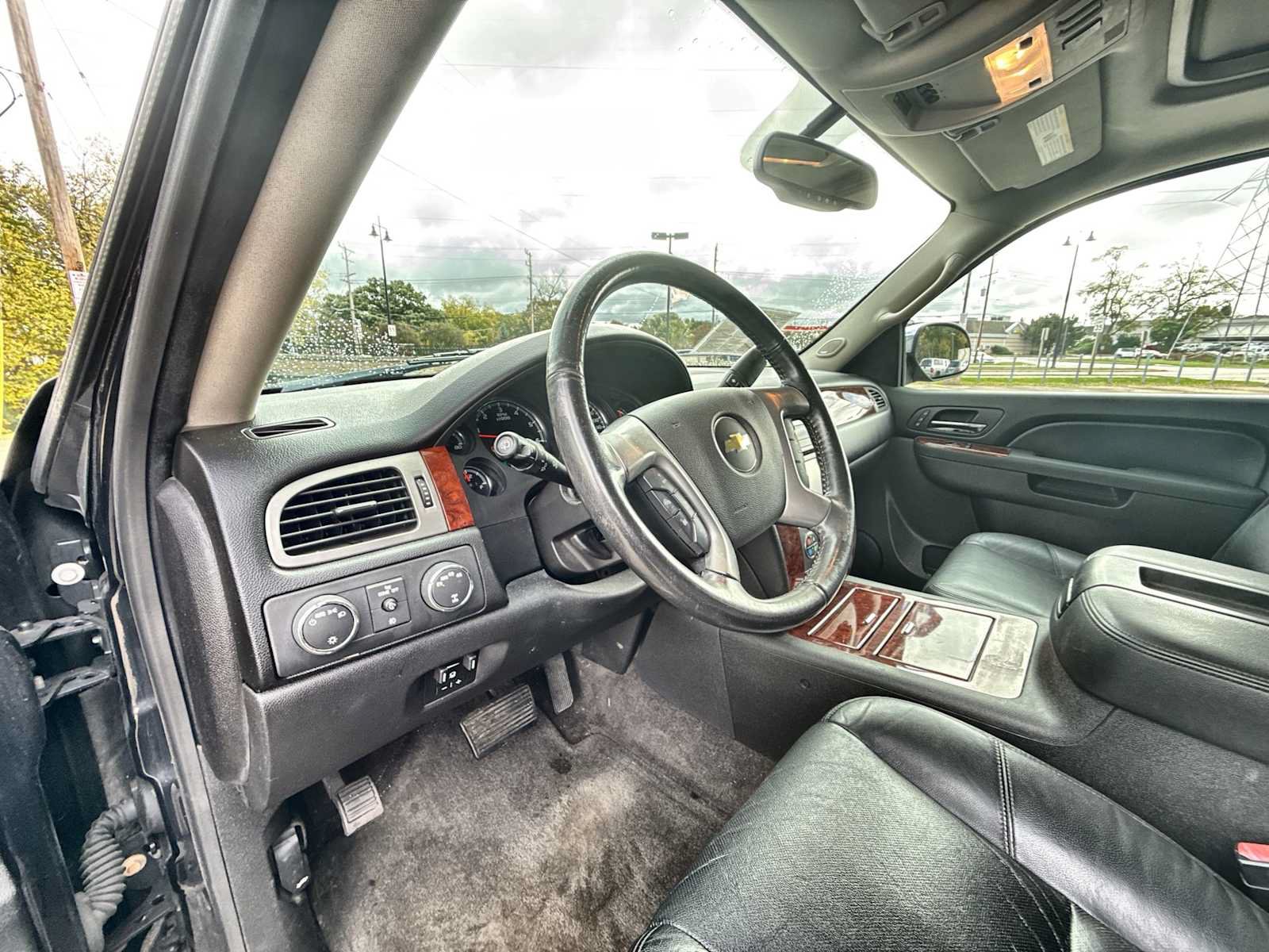 Used 2013 Chevrolet Tahoe LTZ AWD/4WD image 10