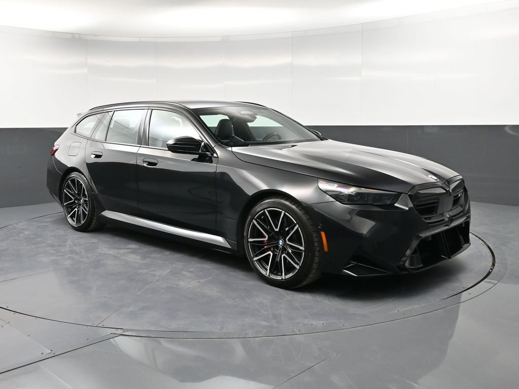 Used 2025 BMW M5 Touring image 10