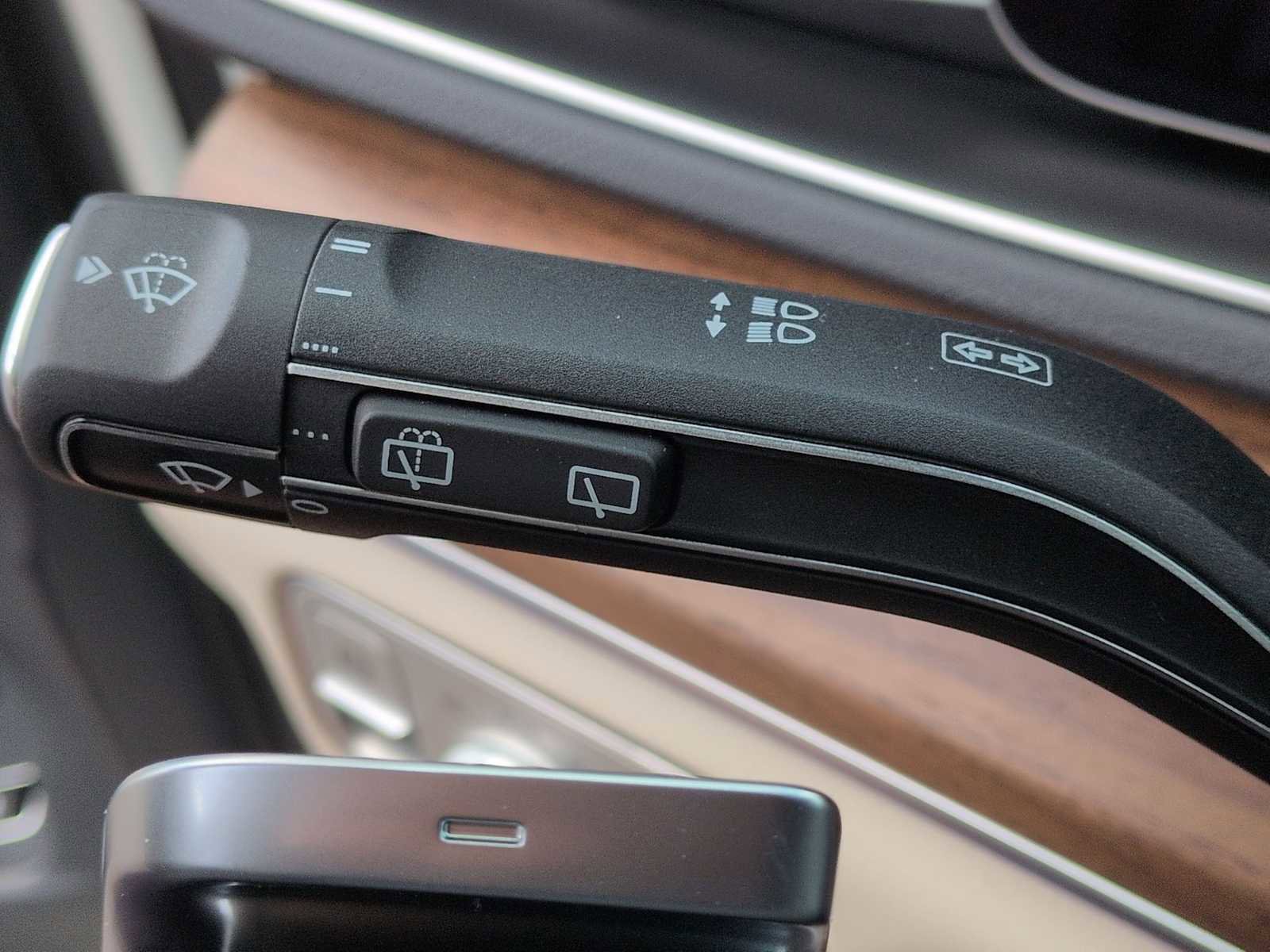 Certified 2026 Mercedes-Benz GLE 350 4MATIC image 28