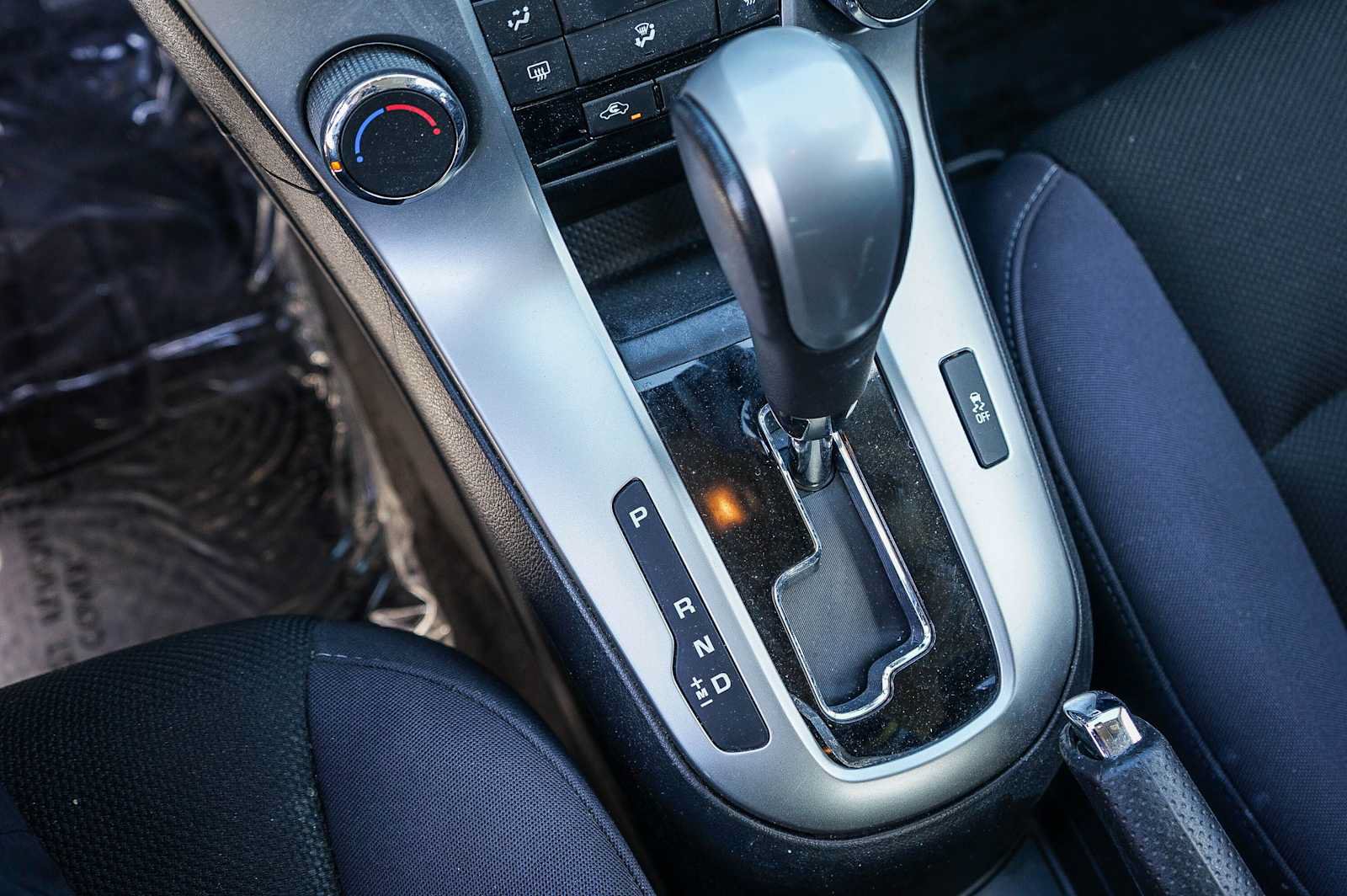 Used 2014 Chevrolet Cruze LT w/ RS Package FWD image 19