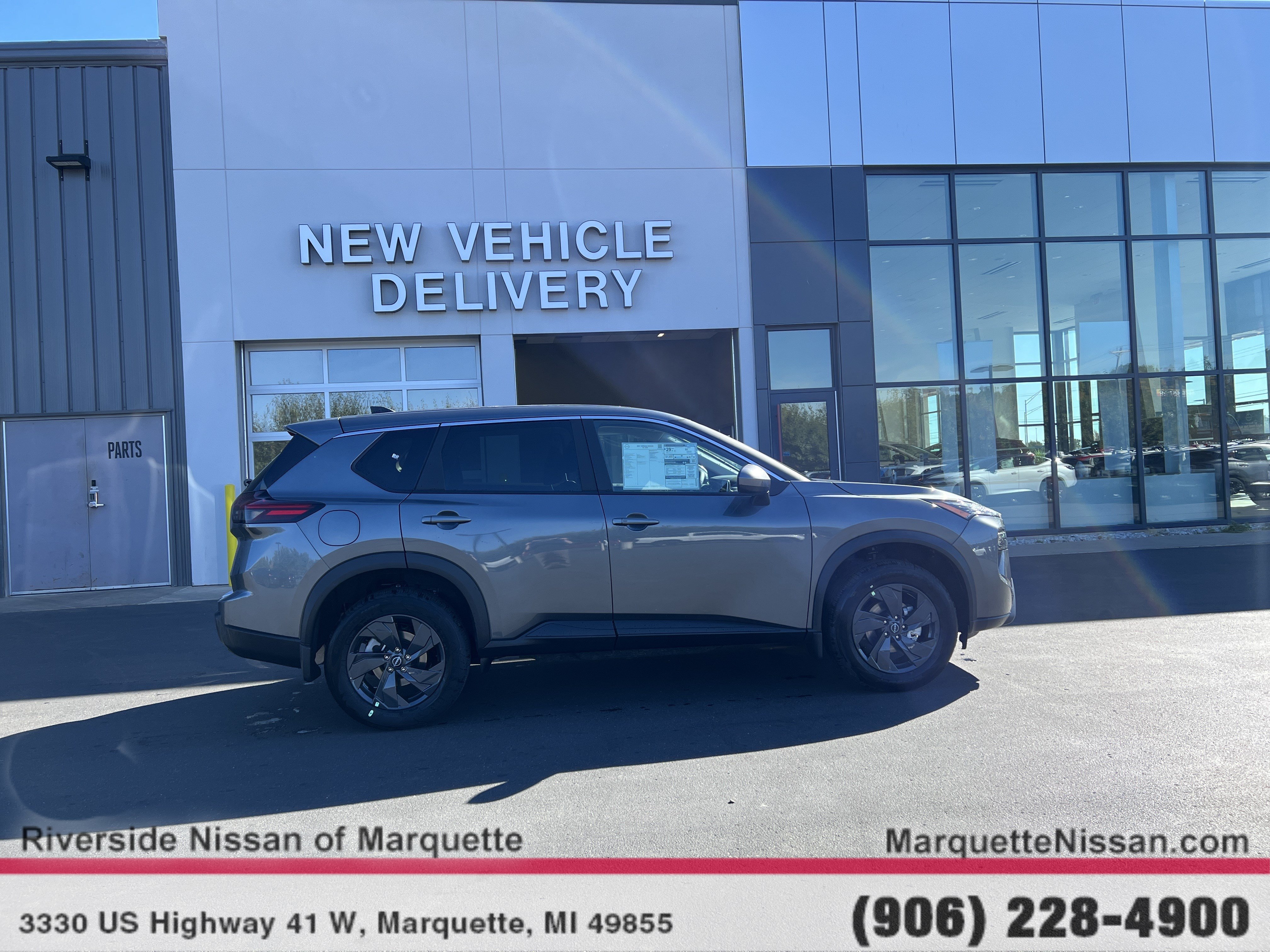 New 2027 Nissan Rogue SV AWD/4WD image 10