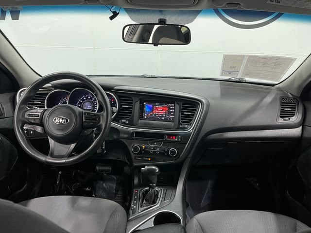 Used 2015 Kia Optima LX image 16