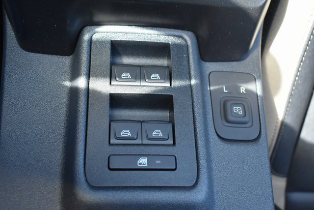 New 2025 Ford Bronco Big Bend w/ Black Diamond Package image 32