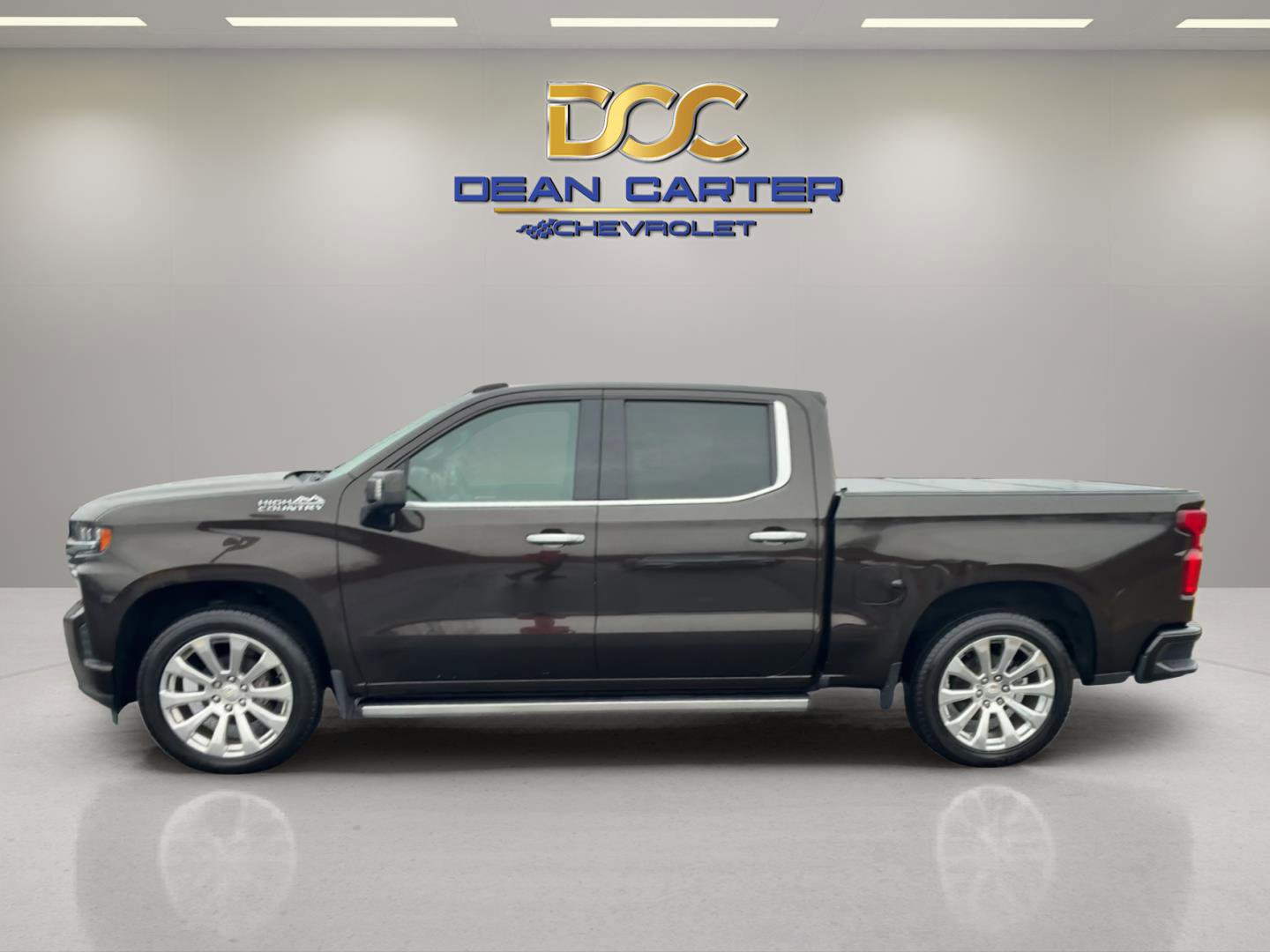 Used 2019 Chevrolet Silverado 1500 High Country w/ Trailer Camera Package image 2