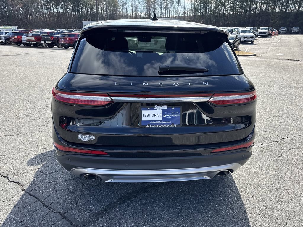 Used 2025 Lincoln Corsair Reserve image 6