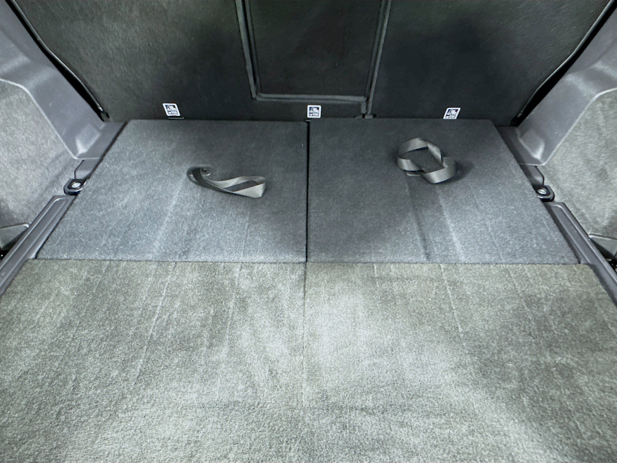 Used 2018 Land Rover Discovery Sport HSE image 34