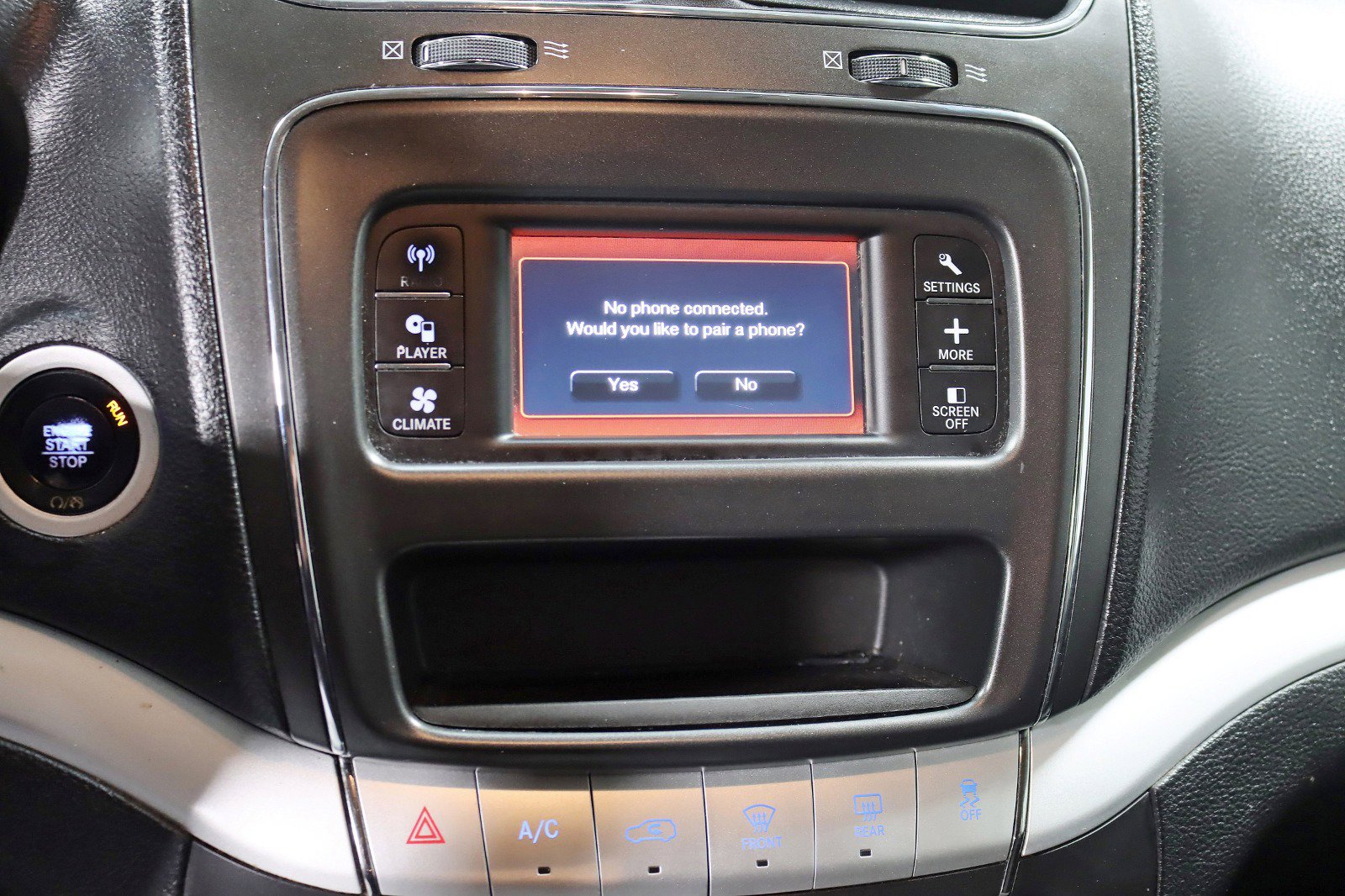 Used 2020 Dodge Journey SE w/ SE Popular Equipment Group image 18