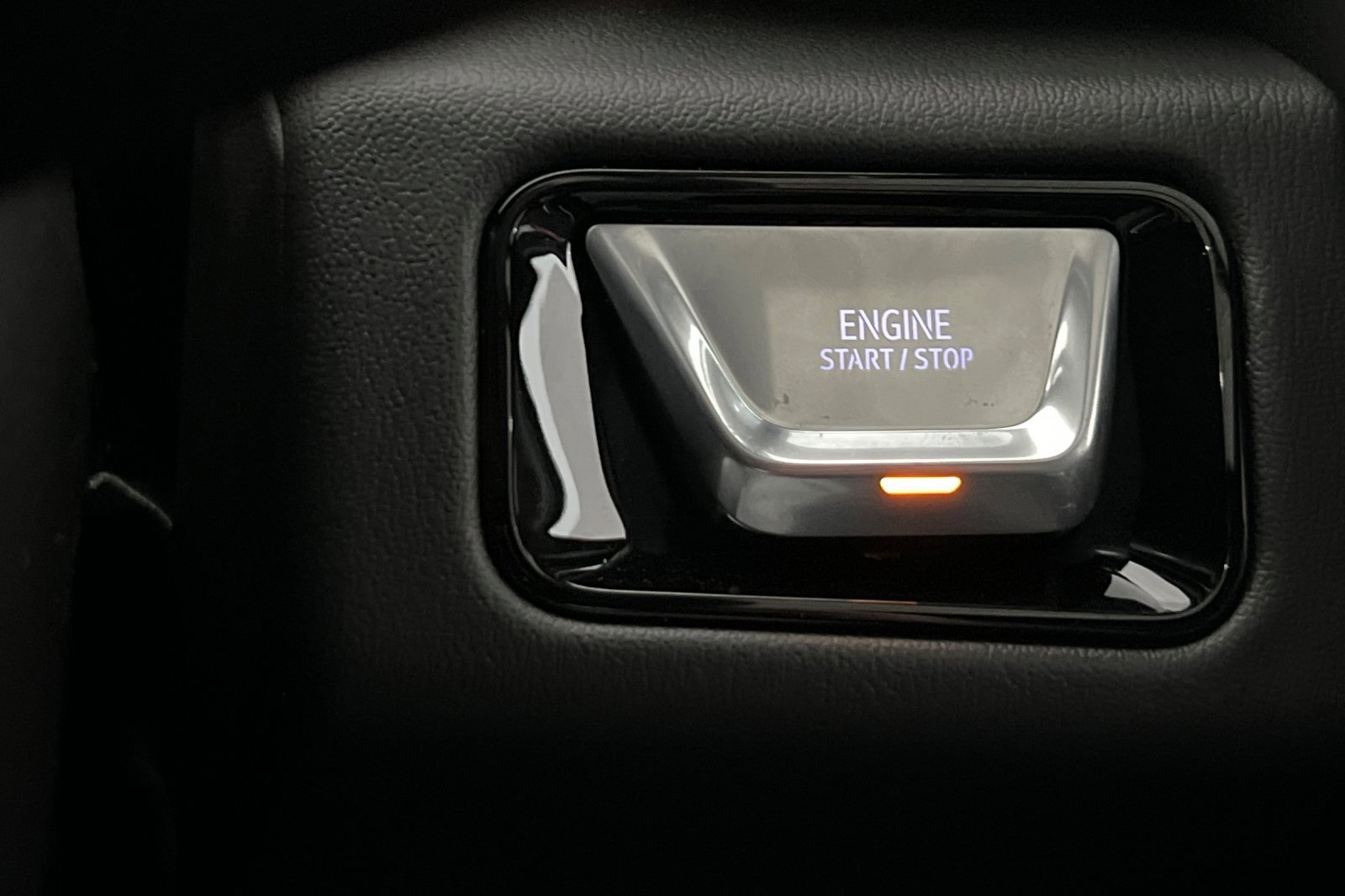 New 2026 GMC Yukon Denali w/ Sun & Power Step Package image 22