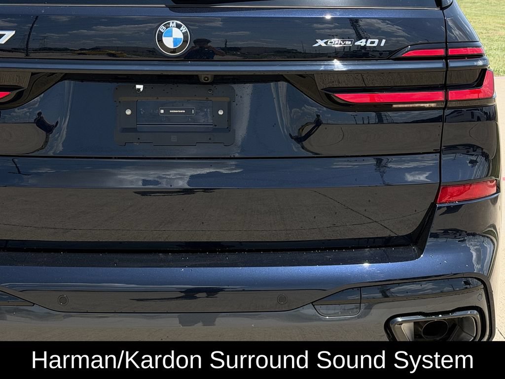 Used 2026 BMW X7 xDrive40i w/ M Sport Package AWD/4WD image 9