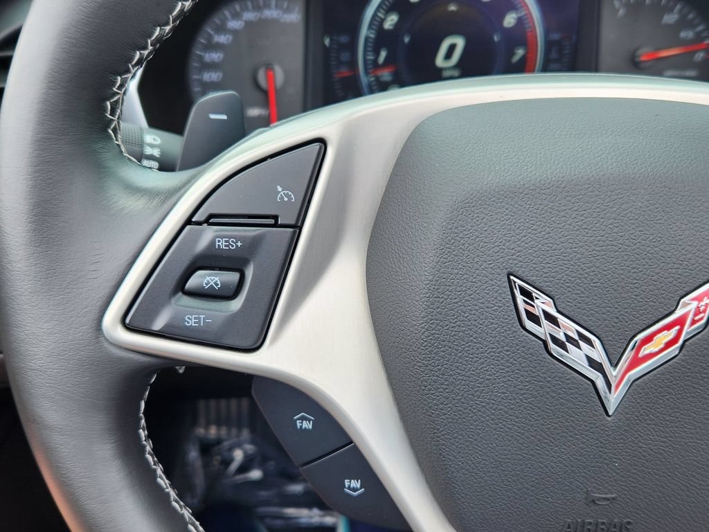 Used 2016 Chevrolet Corvette Z06 w/ 3LZ Preferred Equipment Group RWD image 18