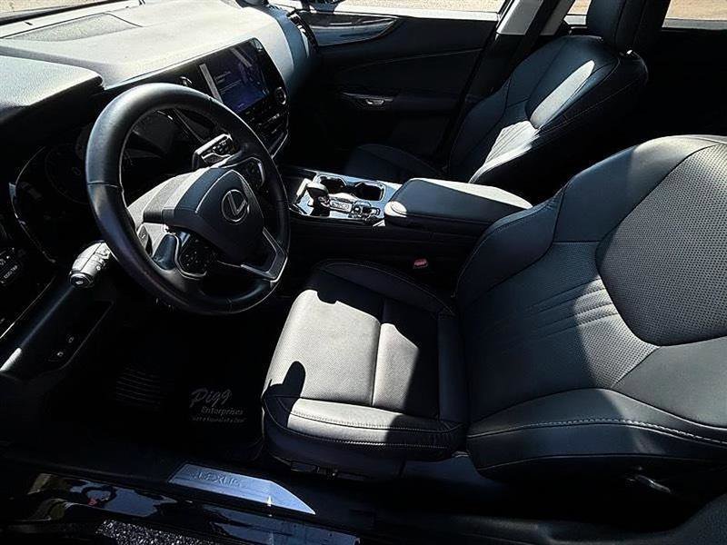 Used 2025 Lexus NX 250 FWD w/ Towing Package (2000 Lbs) image 41