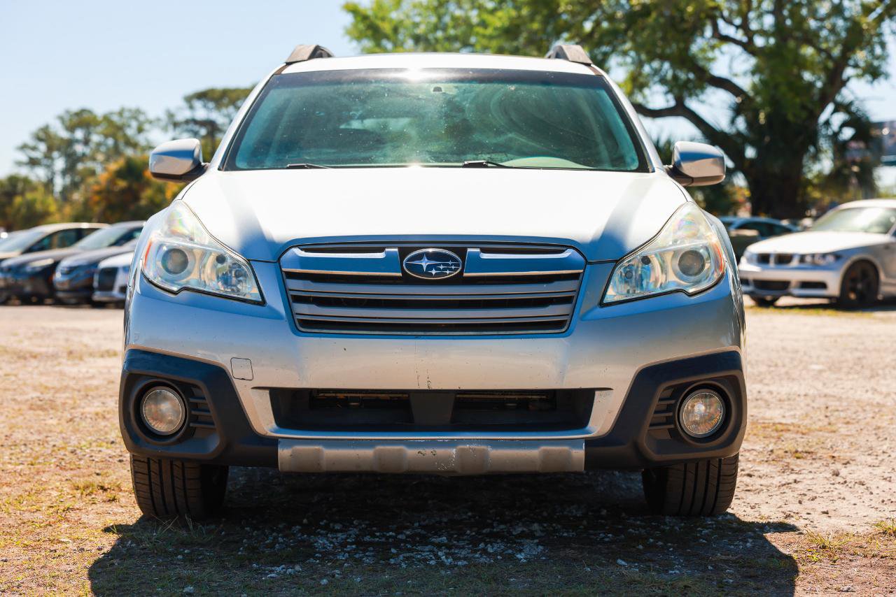Used 2013 Subaru Outback 2.5i Limited w/ Moonroof Pkg image 16