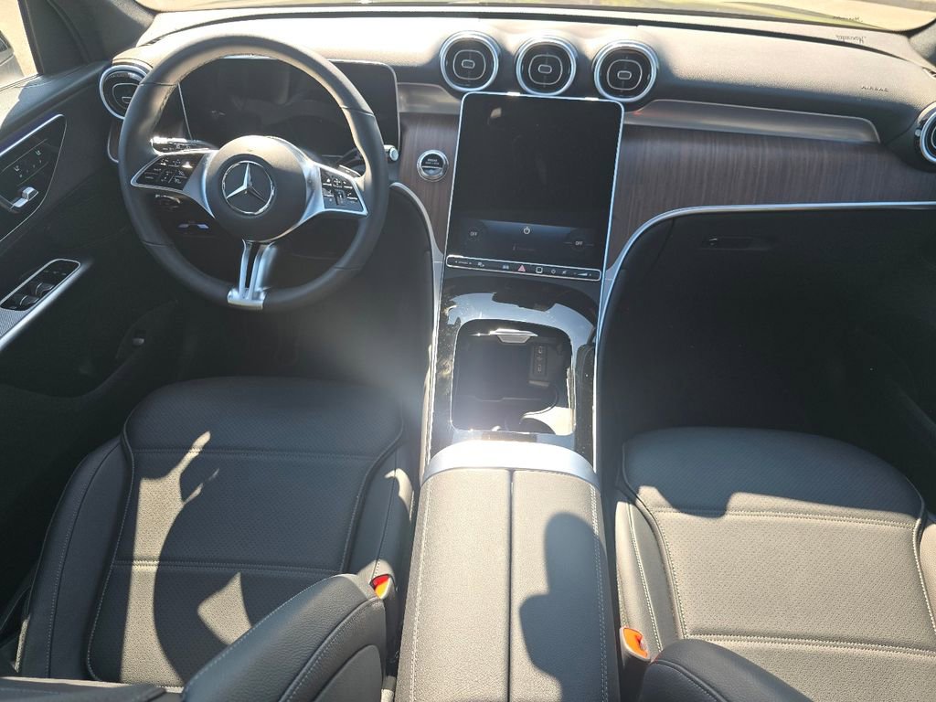 Used 2026 Mercedes-Benz GLC 300 4MATIC image 23