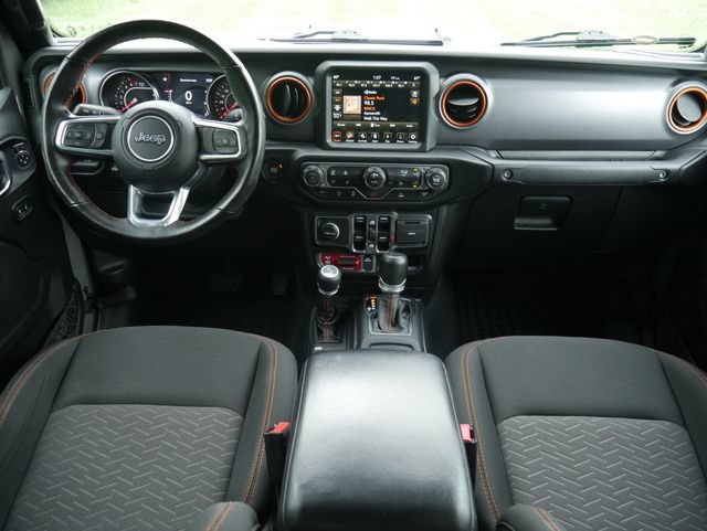 Used 2022 Jeep Gladiator Mojave w/ Cold Weather Group AWD/4WD image 7