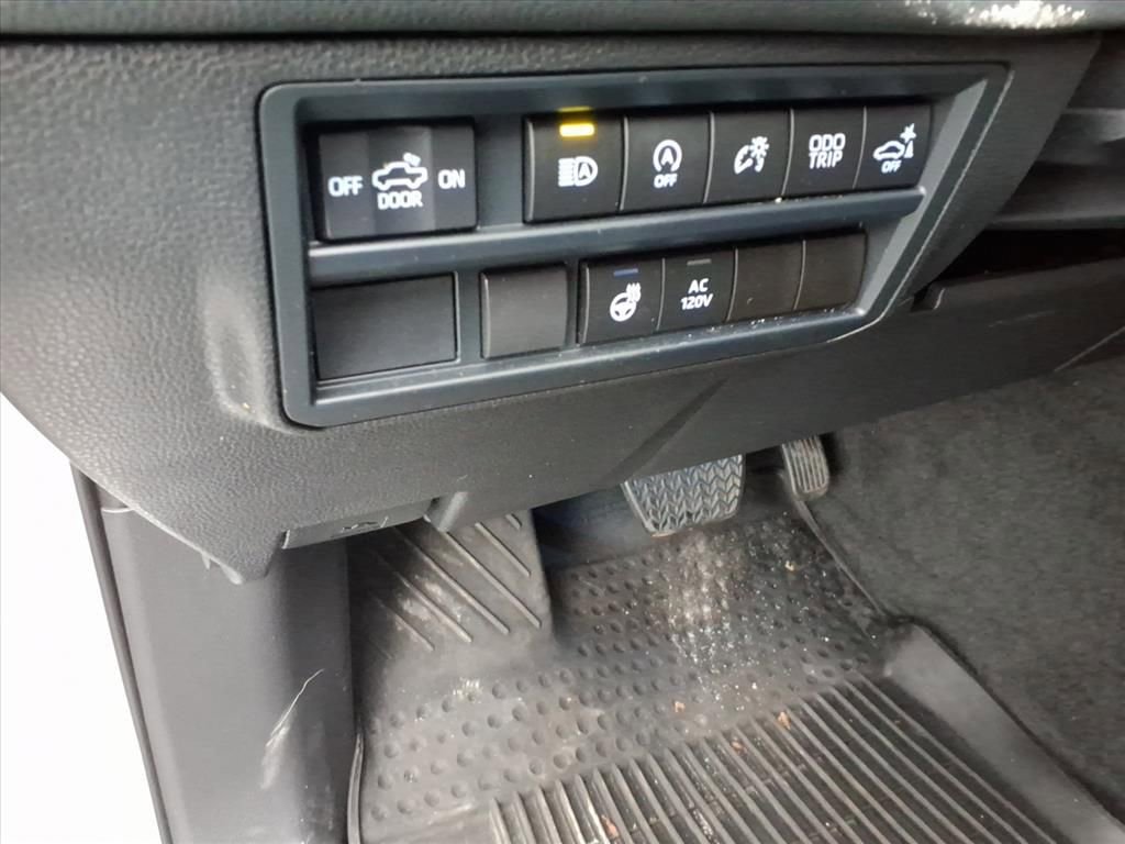 Used 2024 Toyota Tundra Limited image 26