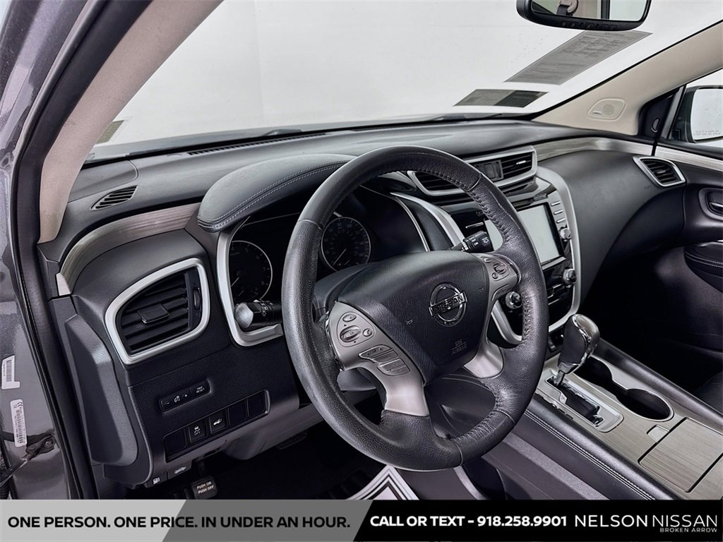 Used 2017 Nissan Murano SL w/ SL Technology Package image 9