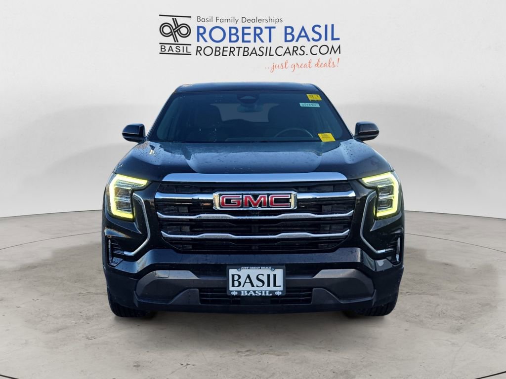 Used 2025 GMC Terrain Elevation image 8