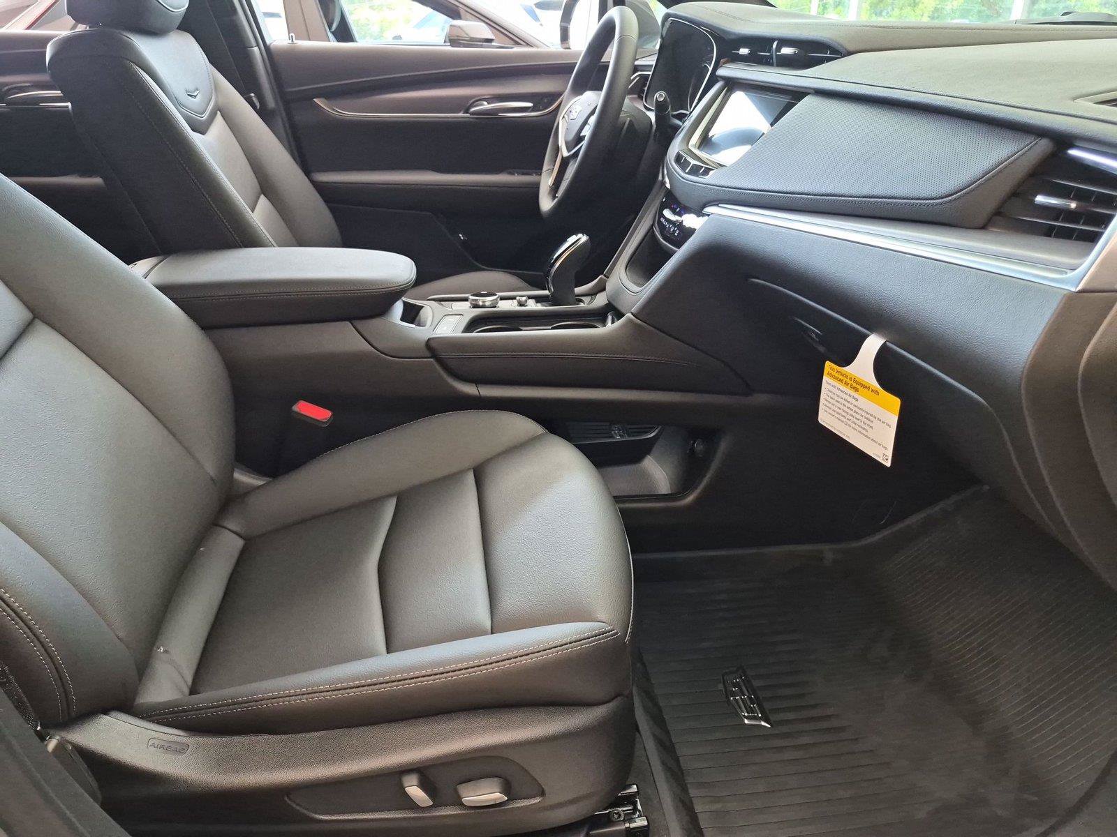 New 2026 Cadillac XT5 Luxury w/ LPO, Floor Liner Package FWD image 16