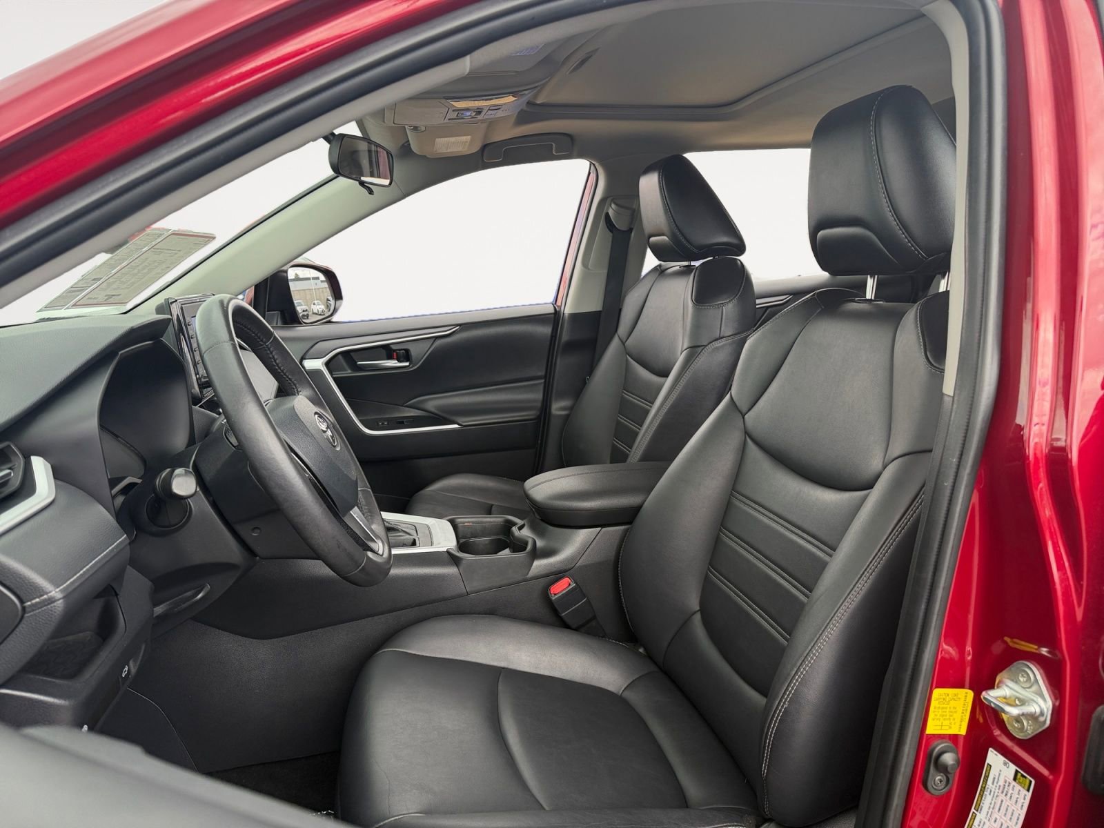 Certified 2021 Toyota RAV4 XLE Premium FWD image 9