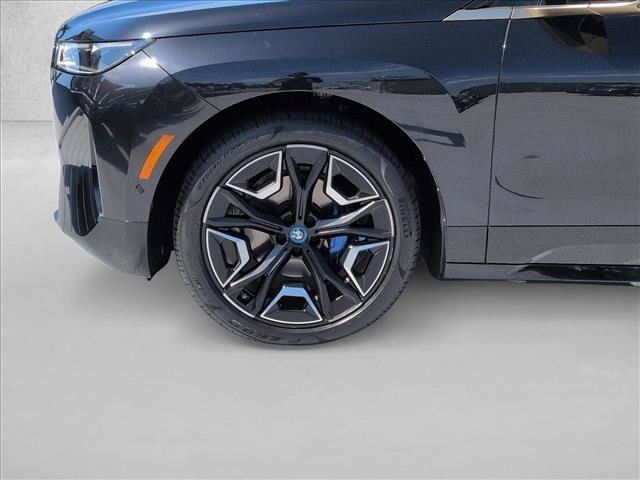 Used 2024 BMW iX xDrive50 w/ Premium Package AWD/4WD image 26
