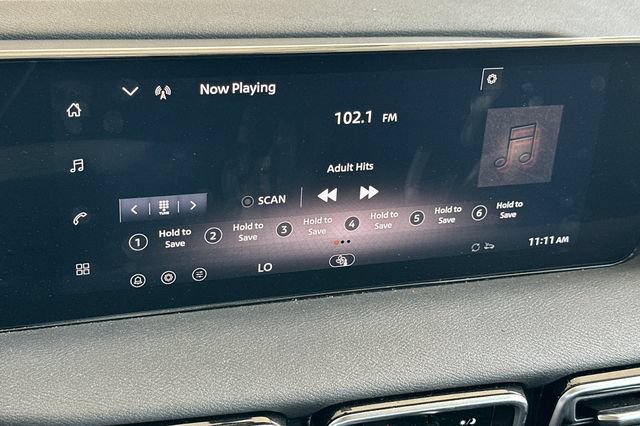 Used 2026 Nissan Sentra SR w/ Floor Mat Package FWD image 17