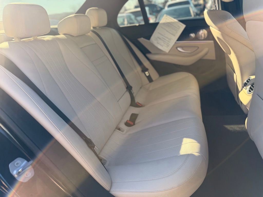 Used 2017 Mercedes-Benz E 300 4MATIC image 15